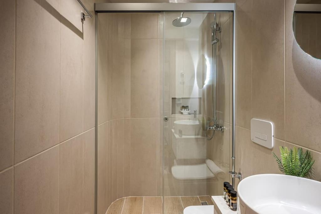 Amalia'S Luxury Apartment 2 Heraklion  Exterior photo